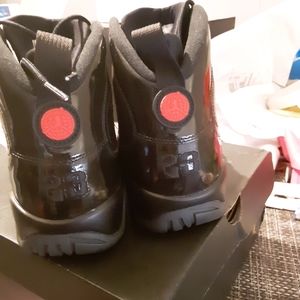 Air jordan retro 9